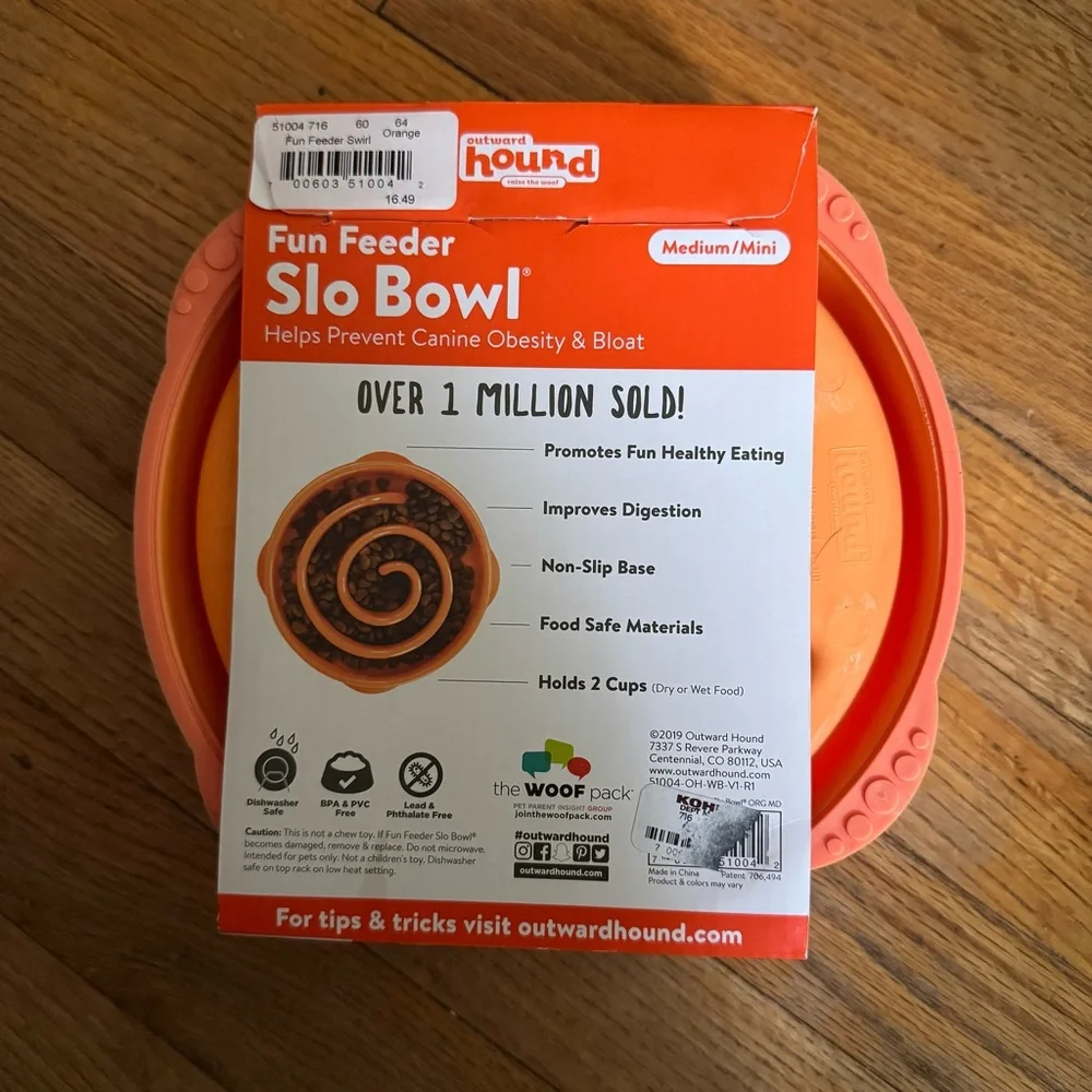 Outward Hound Orange Fun Feeder Bowl NWT